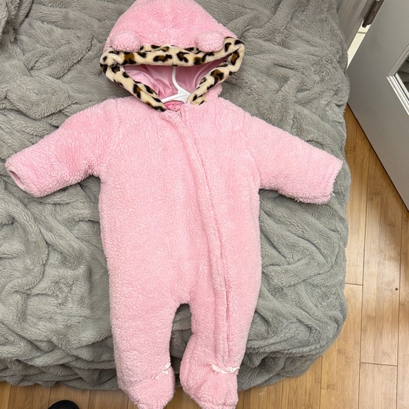Weatherproof Pink Fleece Baby Footie - Picture 1 of 9